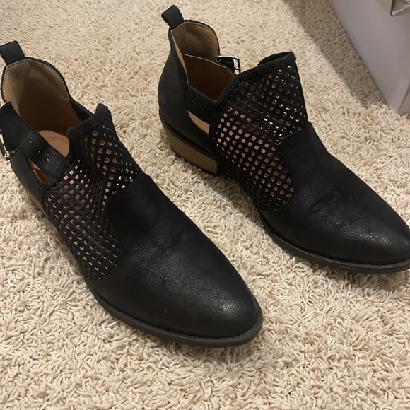 Quips brand shoe - Picture 5 of 5